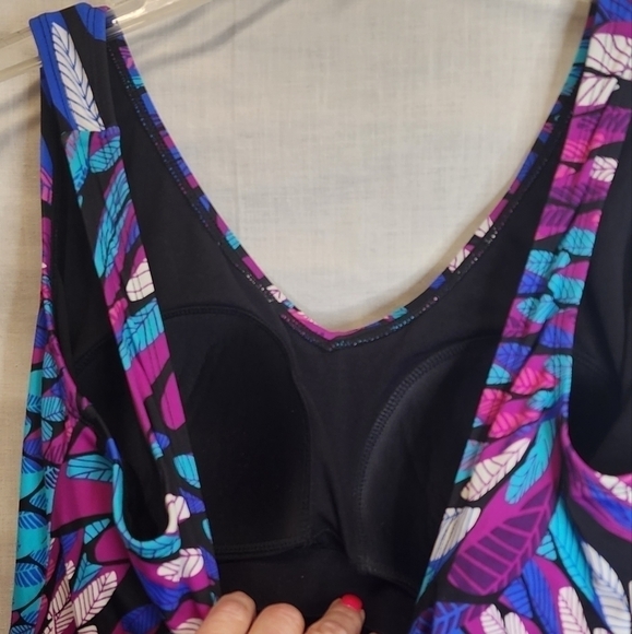 Slimming Swimdress Bright Colors Size 14 Padded Bathing Suit Beach Belle - Picture 8 of 9